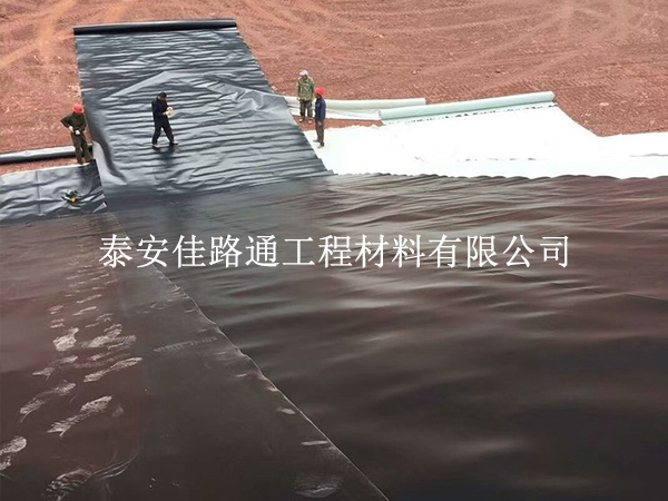 沼气池黑膜怎么选不踩坑？6 大选购技巧一文讲透​