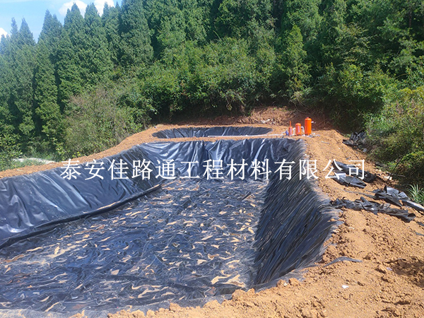 鱼塘防渗膜冬季施工，这些要点别踩坑