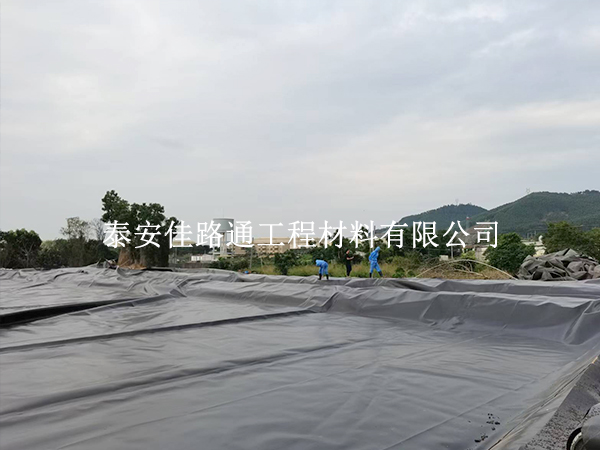 延长蓄水池防渗膜使用寿命的关键策略:从安装到维护的全周期管理 延长蓄水池防渗膜使用寿命的关键策略:从安装到维护的全周期管理