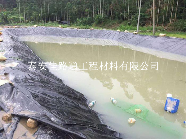 蓄水池防渗膜粘合总是出问题？三种方式的优劣一次性讲透