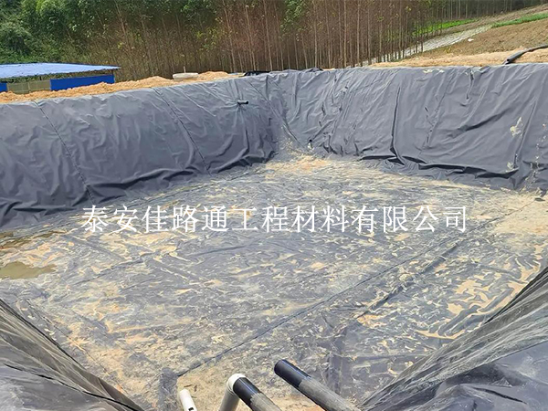 沼气池防渗膜铺设避坑指南：把控这些核心细节，杜绝渗漏隐患