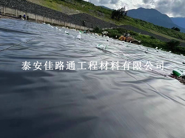 筑牢环保防线：铺设垃圾填埋场防渗膜的五大核心注意事项